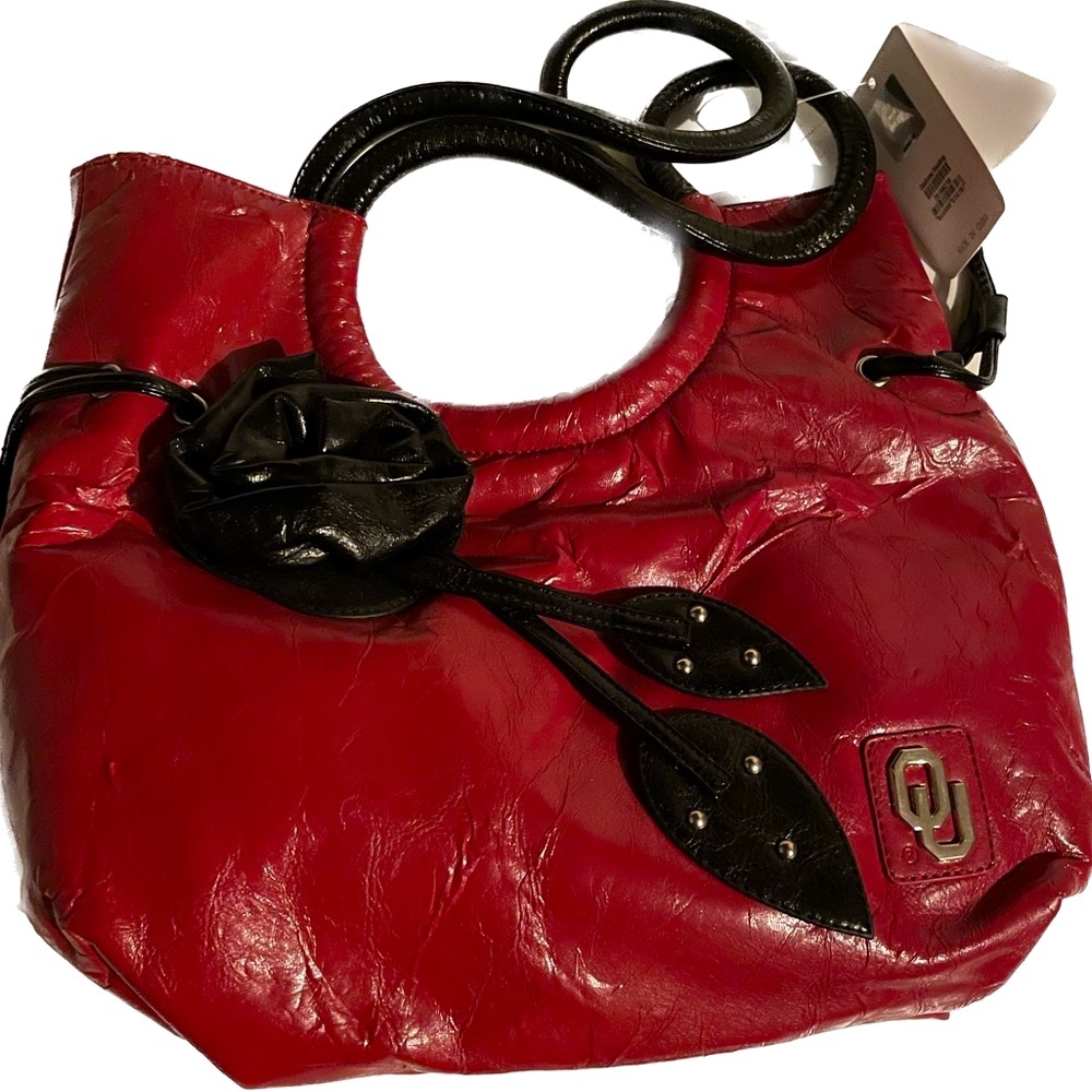 Oklahoma OU University purse with rose accent.